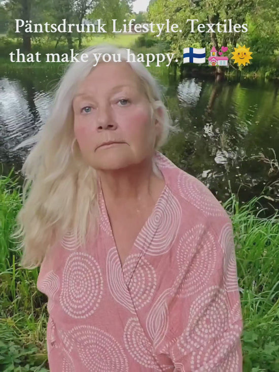 Load and play video in Gallery viewer, Helsinki Kimono

