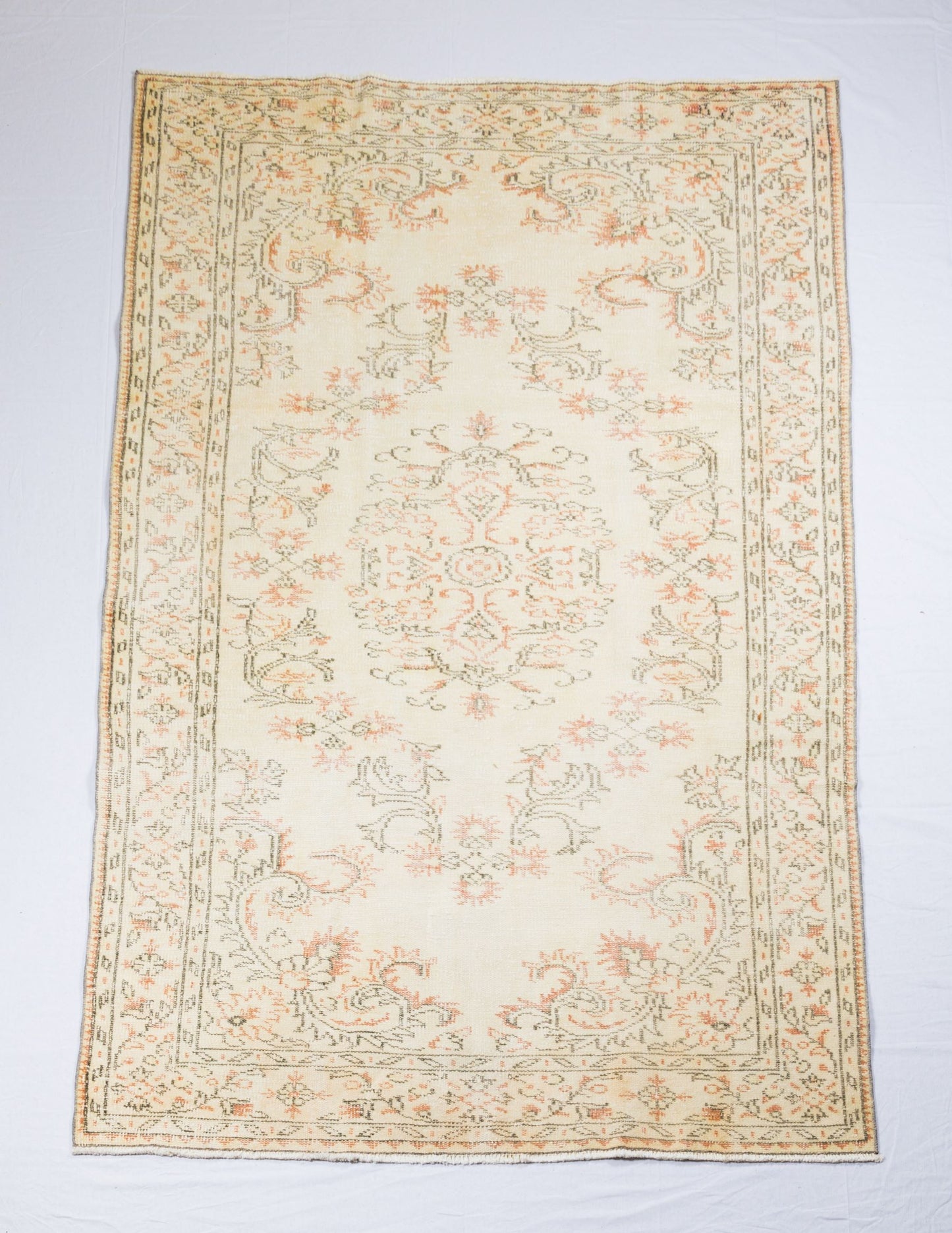 Vintage matto, koko 256x160 cm, 50+ vuotta