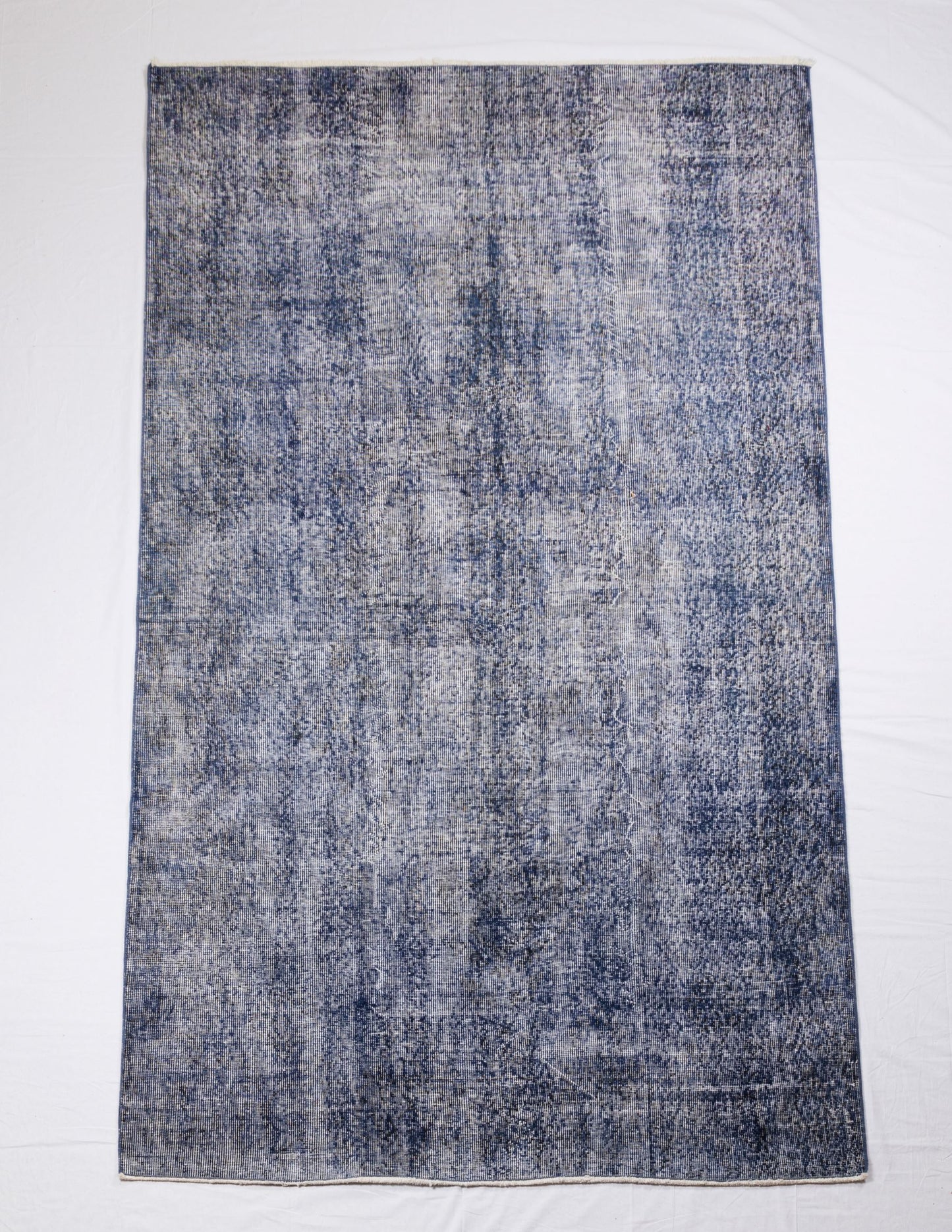 Vintage rug, size 286x168 cm, 50+ years