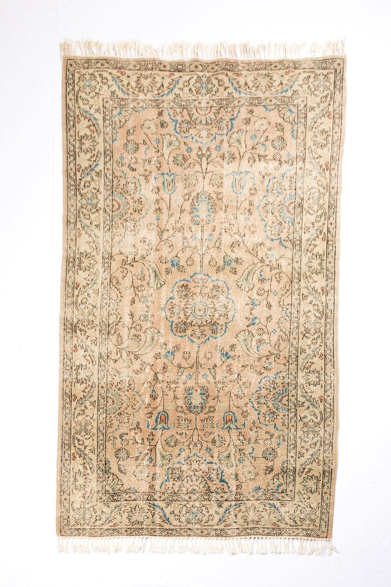 Vintage carpet, size 248x148 cm, 50+ years
