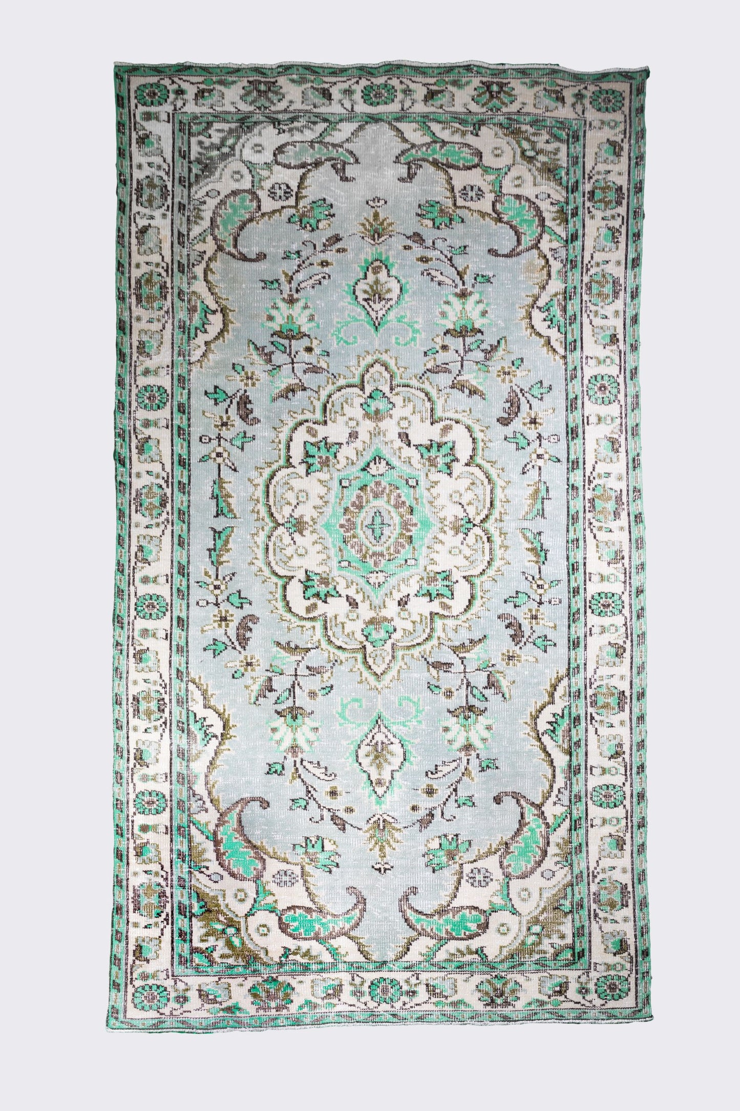 Vintage carpet, size 292x165 cm, 50+ years